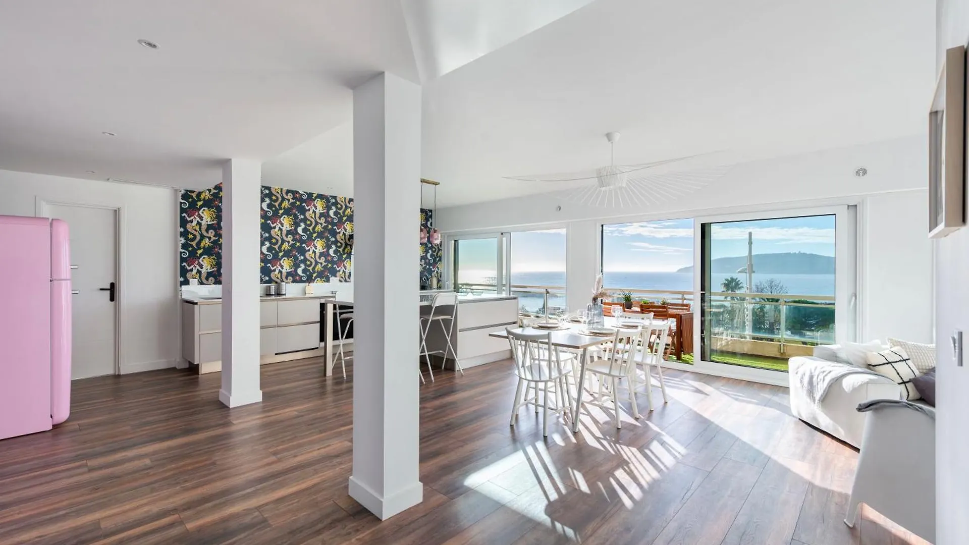 Grand Appartement Balcon Vue Mer 20M Plage Mourillon Toulon Apartment
