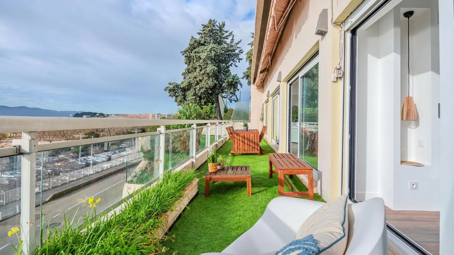 Grand Appartement Balcon Vue Mer 20M Plage Mourillon Toulon 0*,  France