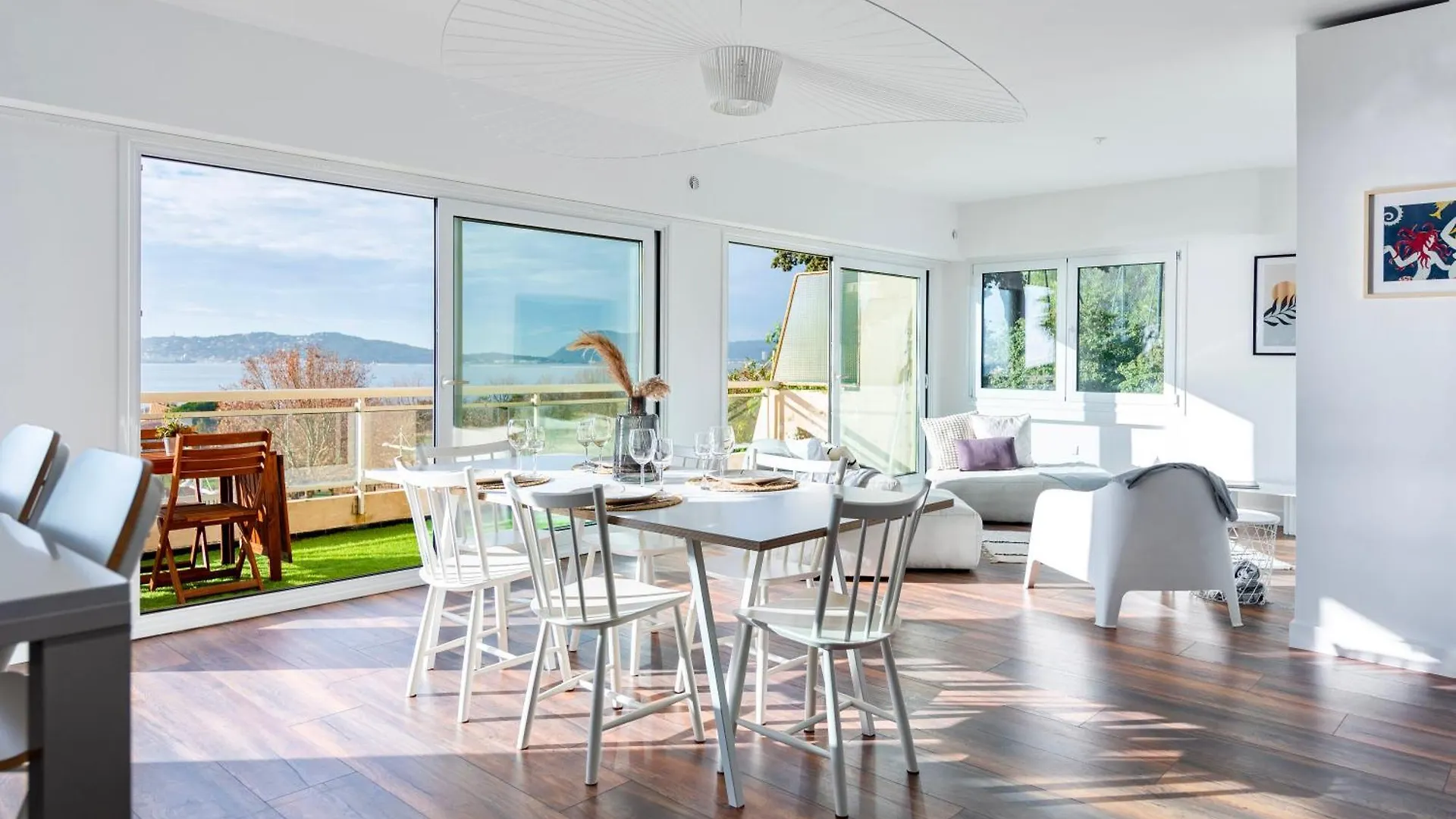 Grand Appartement Balcon Vue Mer 20M Plage Mourillon Toulon France